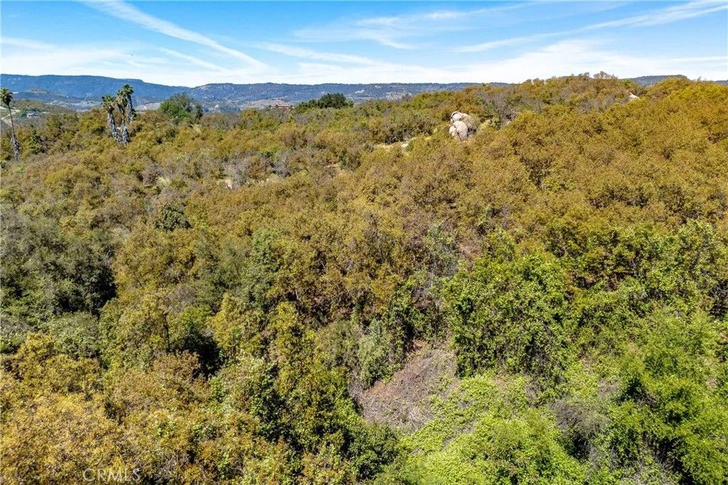 Photo of 6 El Prado Road, Temecula, CA 92590 (MLS # SW26065523)