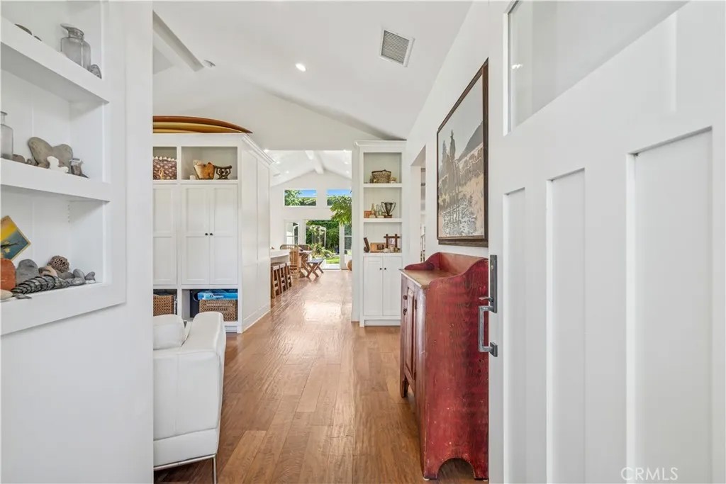 229 Del Mar Avenue