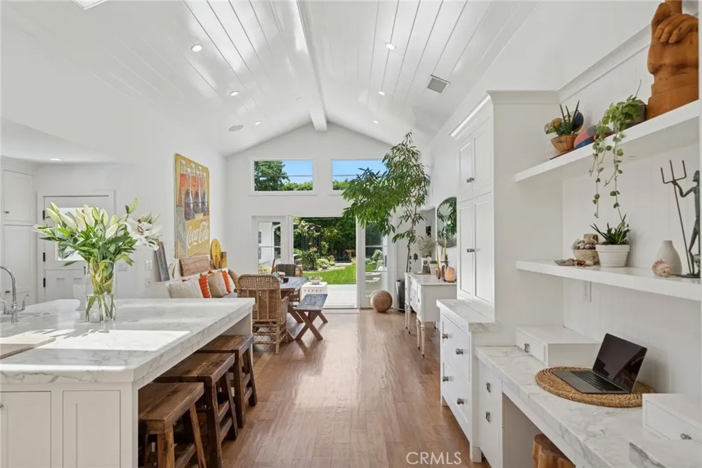 229 Del Mar Avenue
