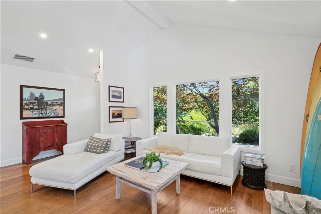 229 Del Mar Avenue