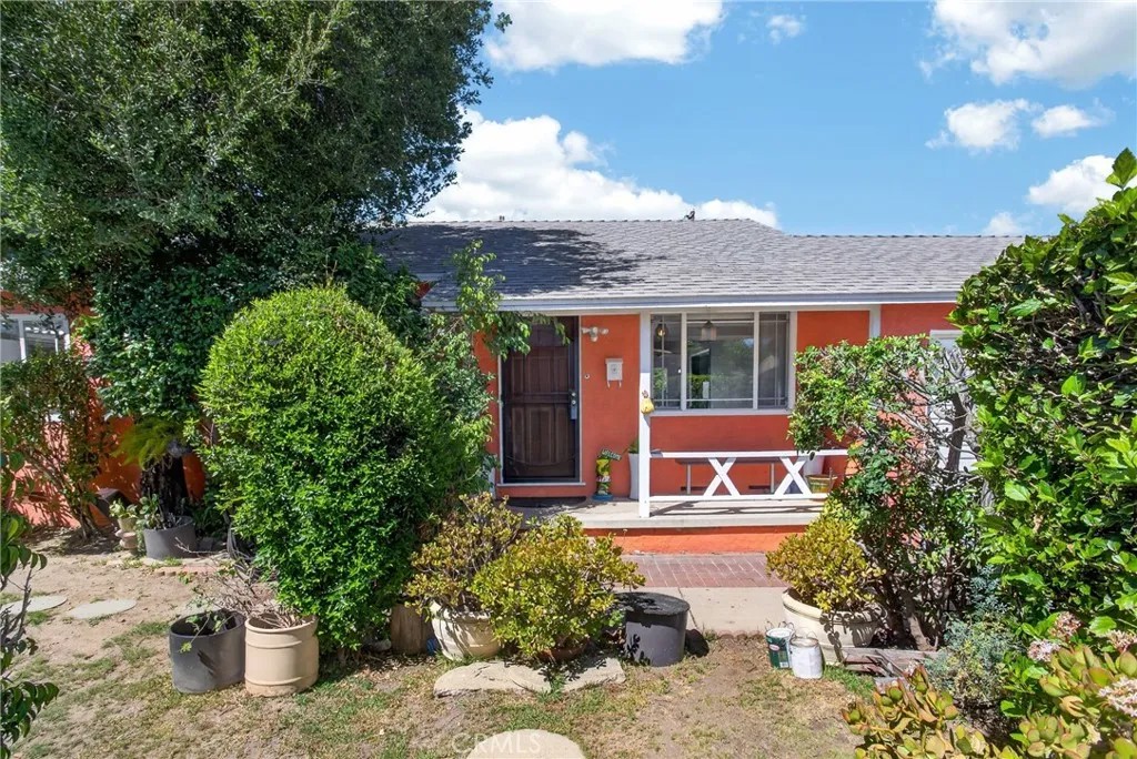 8719 Sylmar