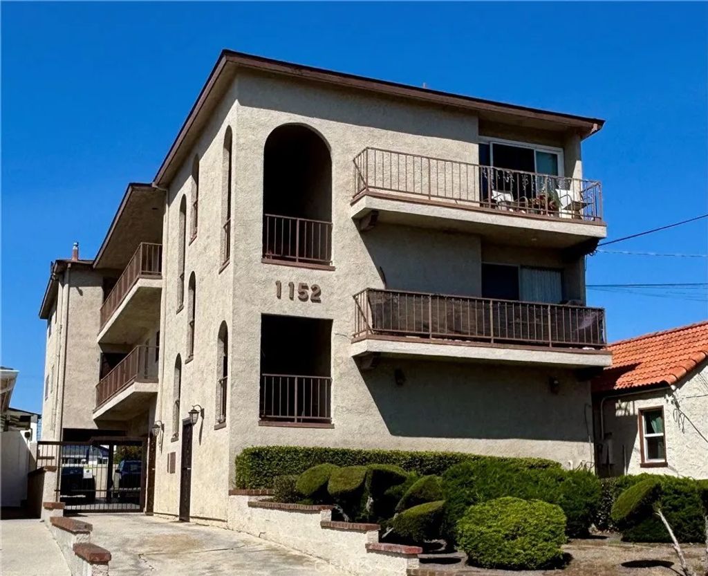 Photo of 1152 W. 24th St, San Pedro, CA 90731 (MLS # PV26094500)