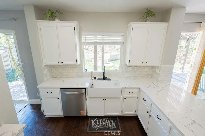 40601 Cebu Drive