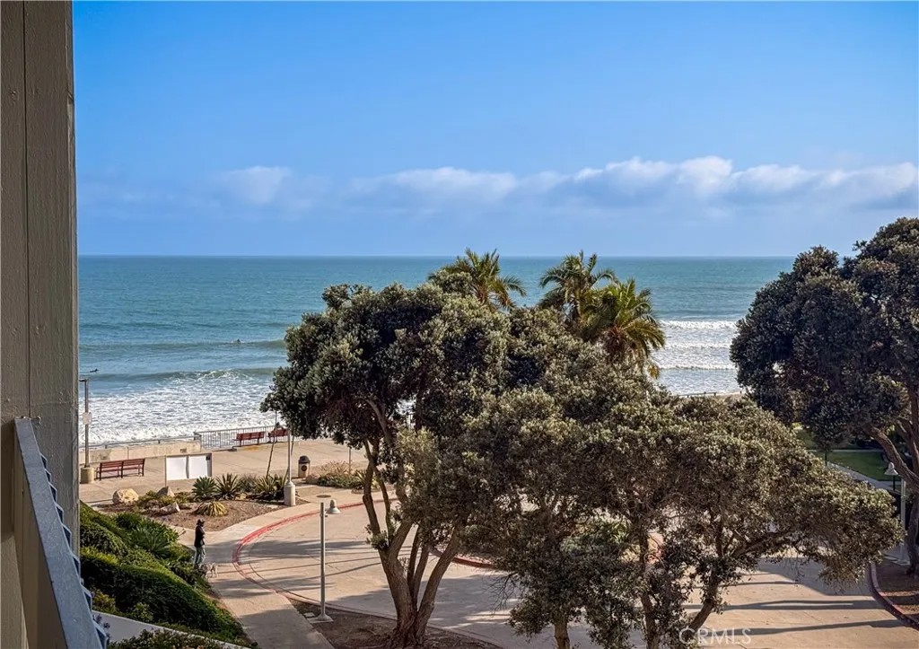 350 Paseo De Playa 308