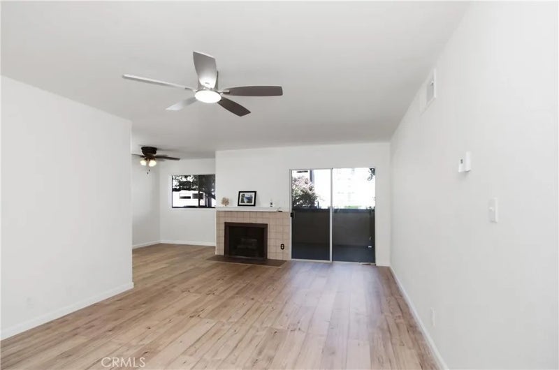 2386 E Del Mar Boulevard 111