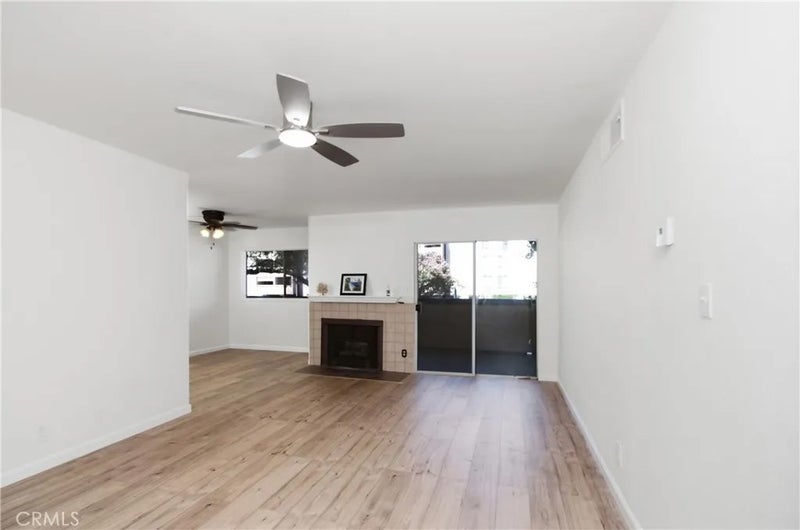 2386 E Del Mar Boulevard 111