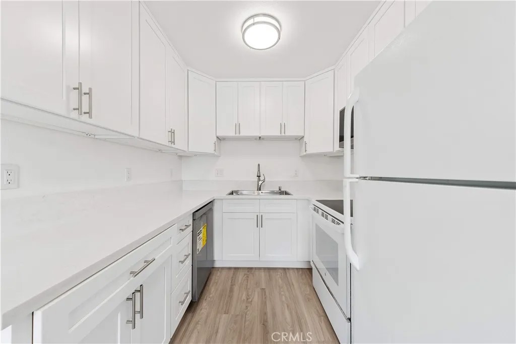 6602 Beadnell Way 22