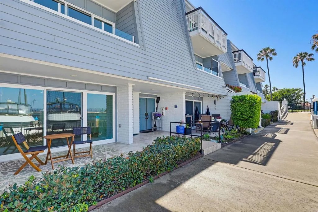 43 Montego Court