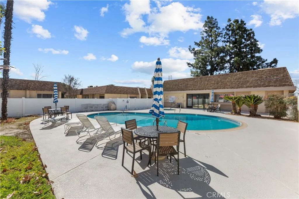 616 S Santa Fe Street 7