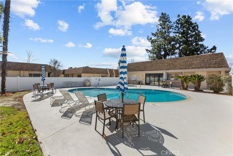 616 S Santa Fe Street 7