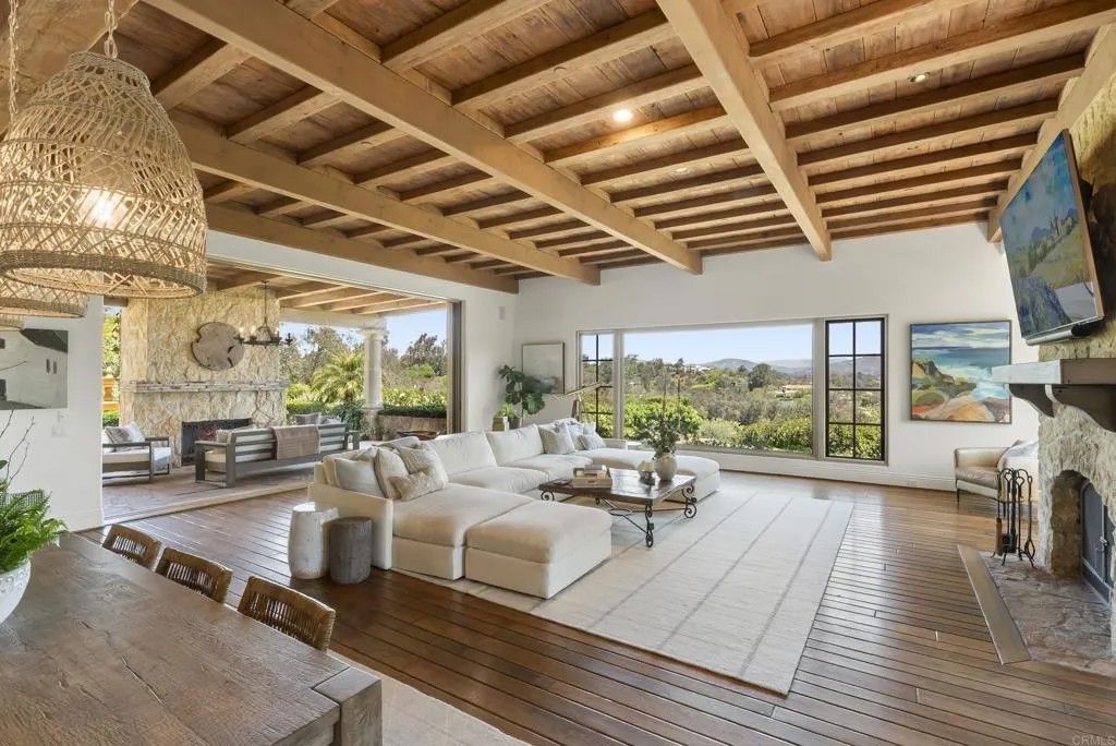 Photo of 5423 Calzada Del Bosque, Rancho Santa Fe, CA 92067 (MLS # NDP2603992)