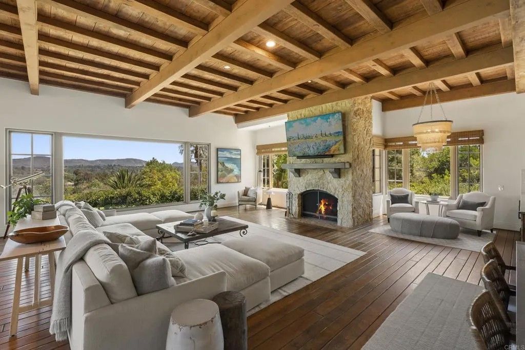 Photo of 5423 Calzada Del Bosque, Rancho Santa Fe, CA 92067 (MLS # NDP2603992)