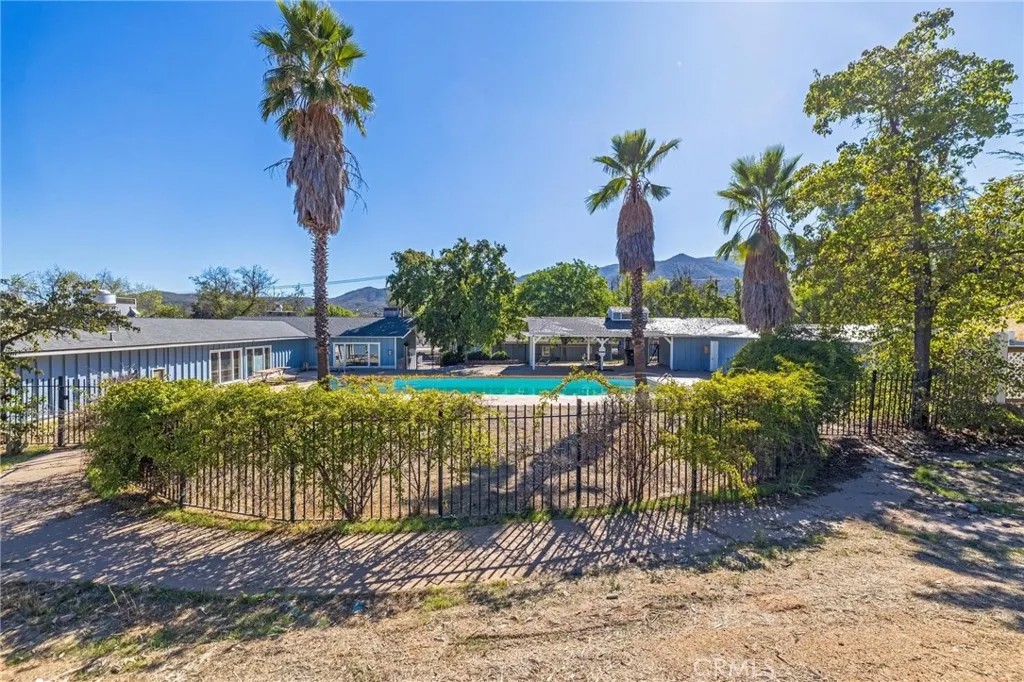 35025 Highway 79