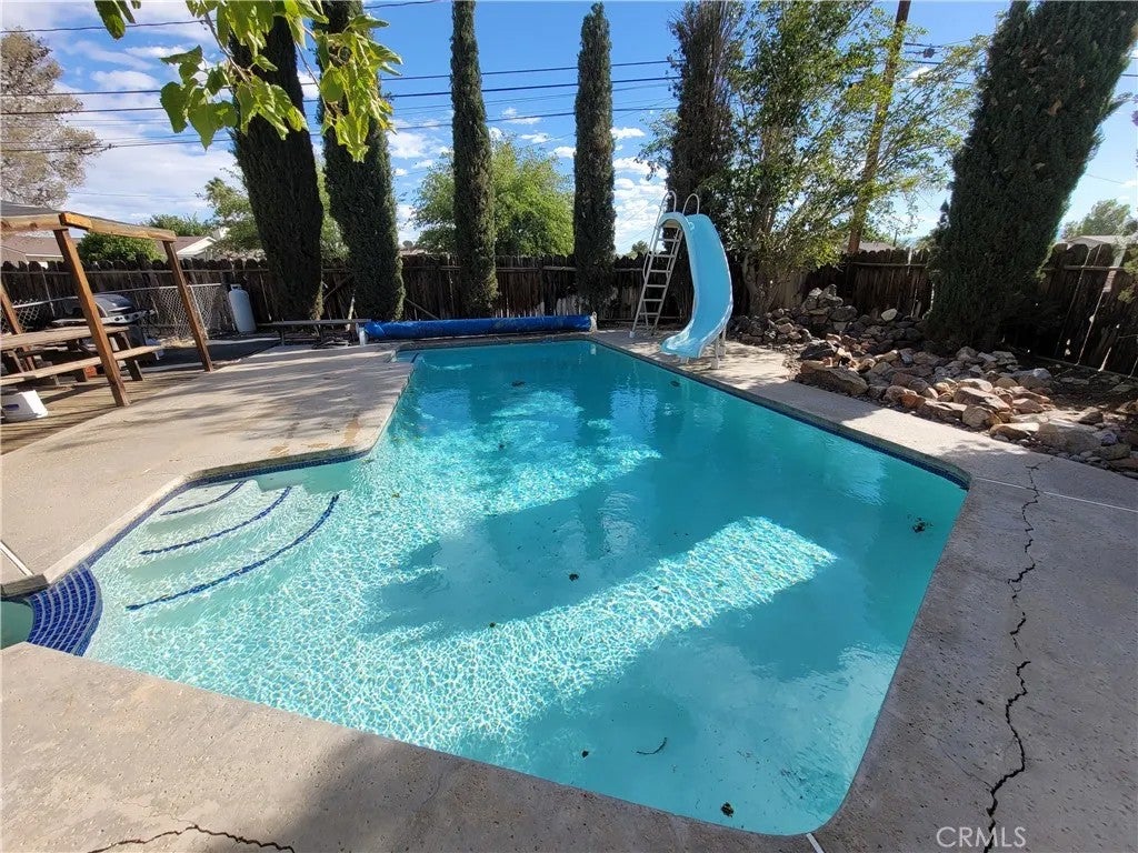 15645 Avion Lane