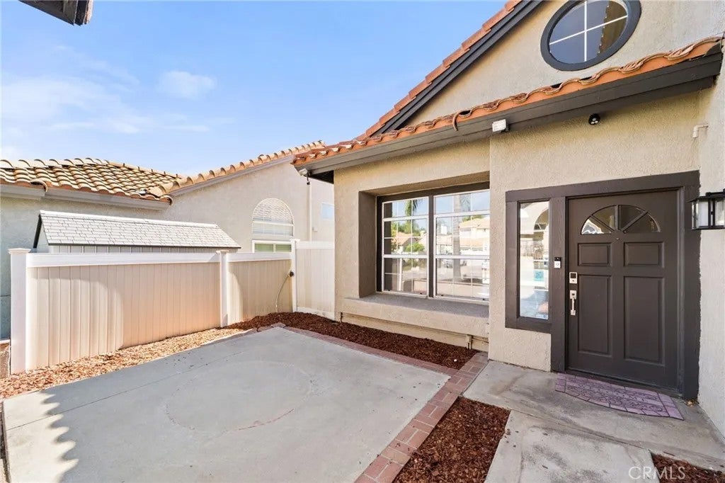 7450 Red Clover Way