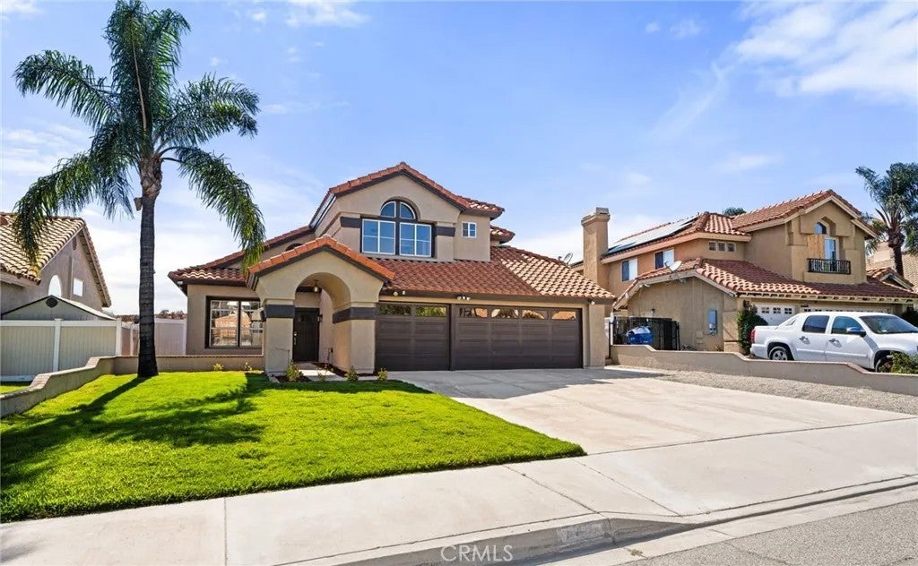 7450 Red Clover Way