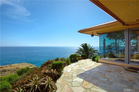 Photo of 111 S La Senda Drive, Laguna Beach, CA 92651 (MLS # NP24159762)
