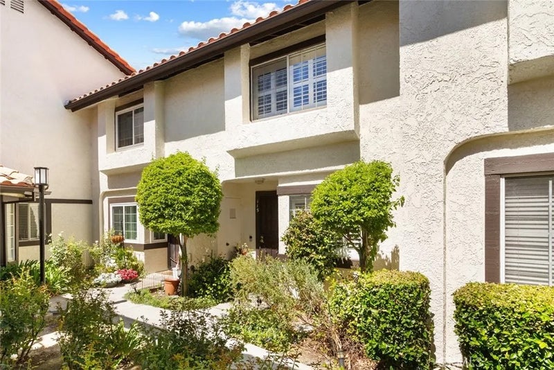 5534 Las Virgenes Road 115