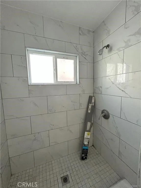 229 W 70th