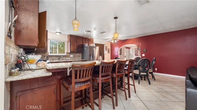 15939 Mojave