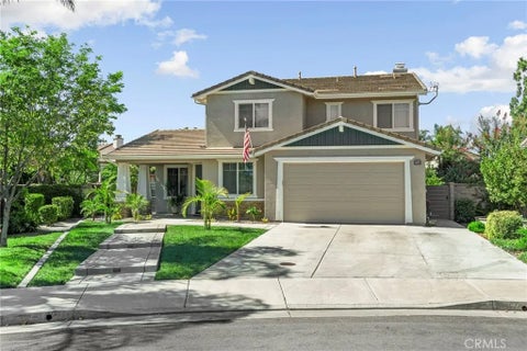 Photo of 13548 Aspen Grove Road, Eastvale, CA 92880 (MLS # IG26192197)