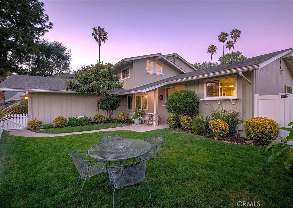 29512 Whitley Collins