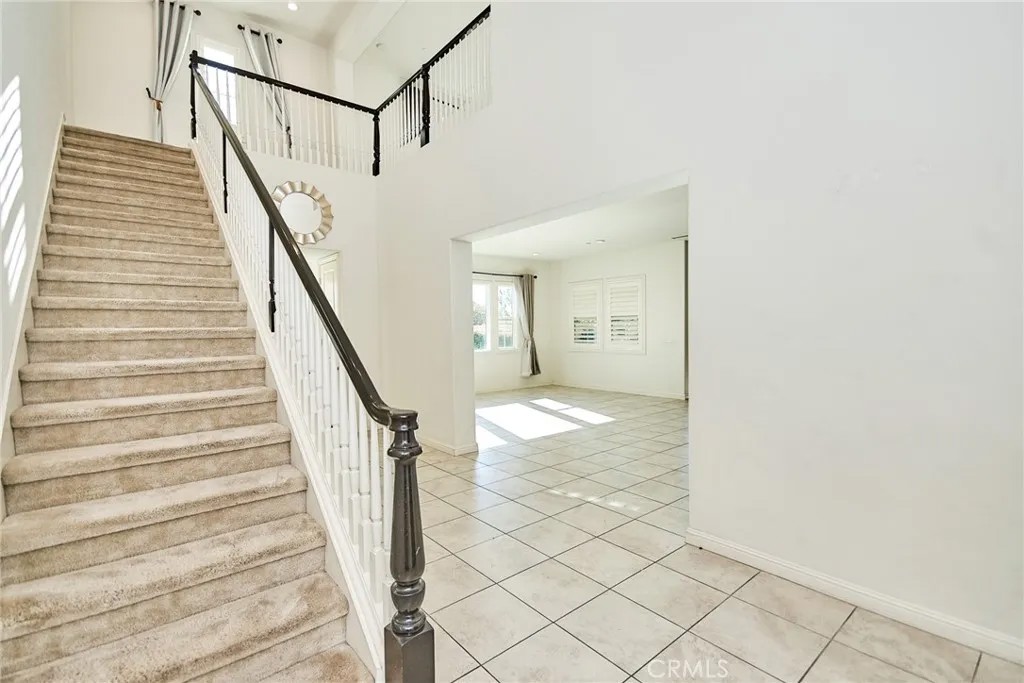 115 Mesa Verde Lane