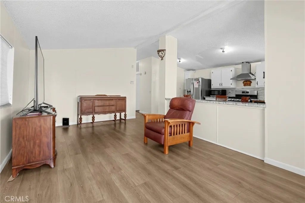 1931 E Meats Ave