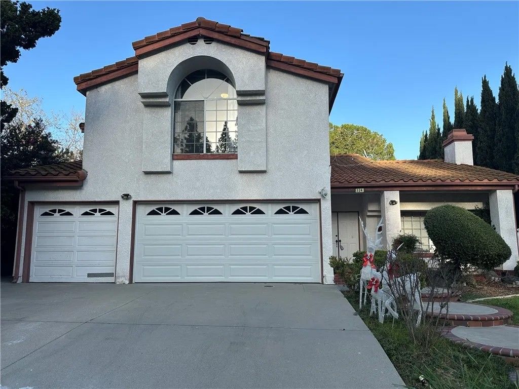 Photo of 324 Avenida Esplendor, Walnut, CA 91789 (MLS # WS26024196)