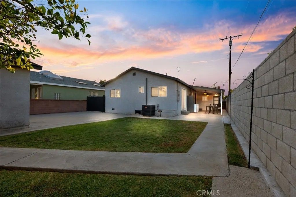 Photo of 11816 La Reina, Downey, CA 90241 (MLS # DW25247497)