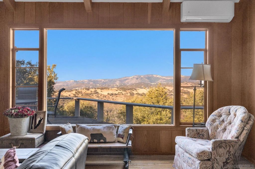 Photo of 3306 Oak Grove, Julian, CA 92036 (MLS # 260005674)