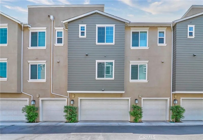 16426 Whittier Blvd. 5