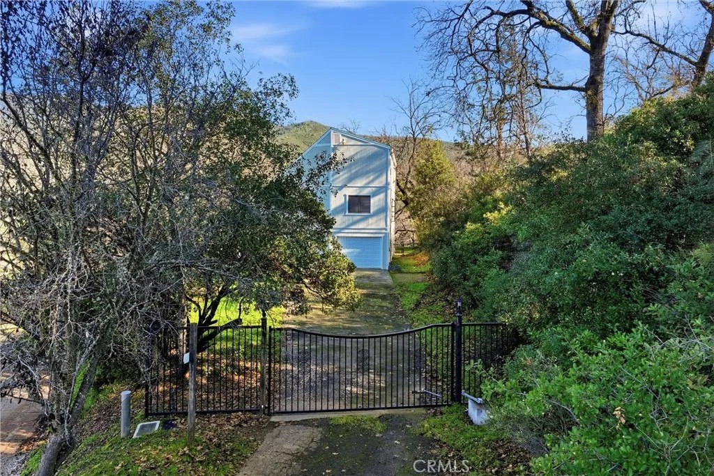6963 Panoramic