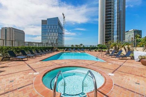 Tiny photo for 700 W E Street #3505, San Diego, CA 92101 (MLS # NDP2505668)