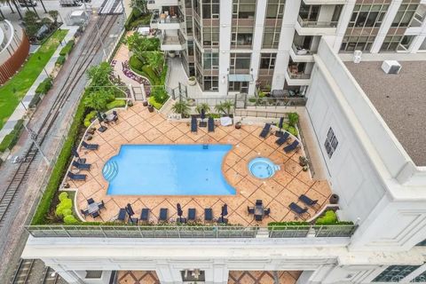 Tiny photo for 700 W E Street #3505, San Diego, CA 92101 (MLS # NDP2505668)