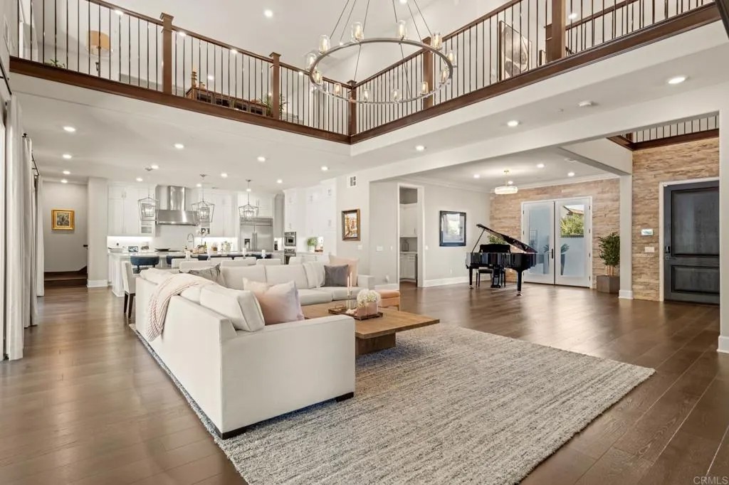 8115 Silverwind Drive