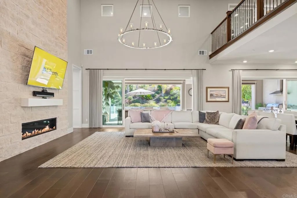 8115 Silverwind Drive