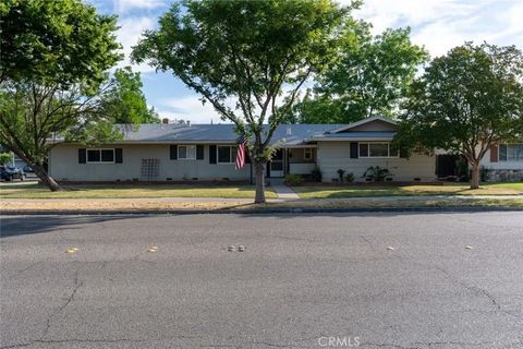 635 Brookdale Merced CA 95340