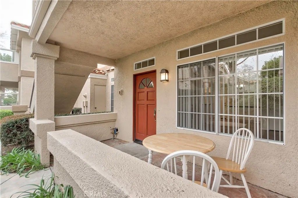 Photo of 10 Carmesi, Rancho Santa Margarita, CA 92688 (MLS # OC25258818)