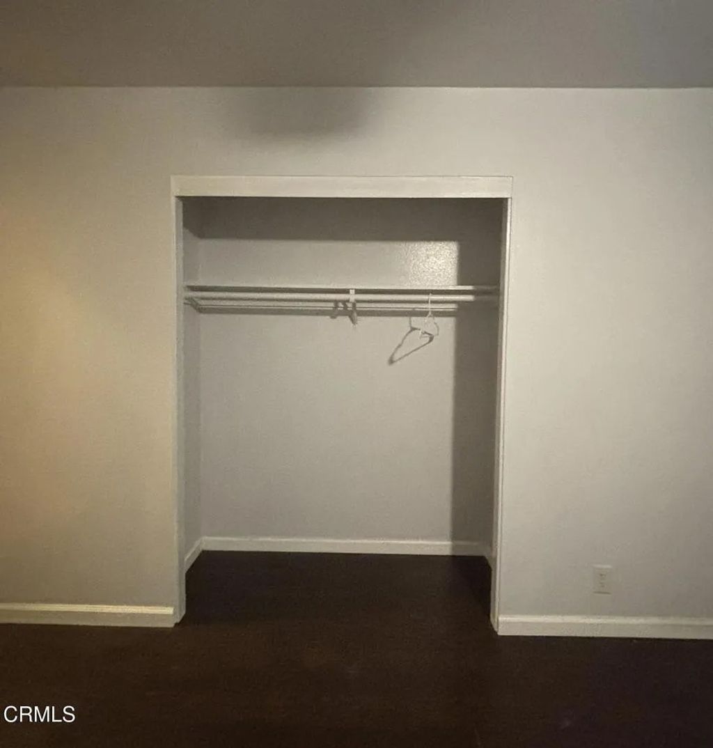 Photo of 12 S Wendy Drive, Thousand Oaks, CA 91320 (MLS # V1-35510)