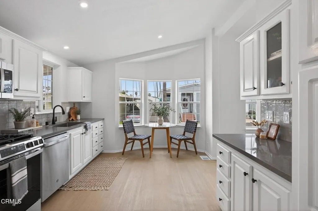 Photo of 1215 Anchors Way #174, Ventura, CA 93001 (MLS # V1-35532)