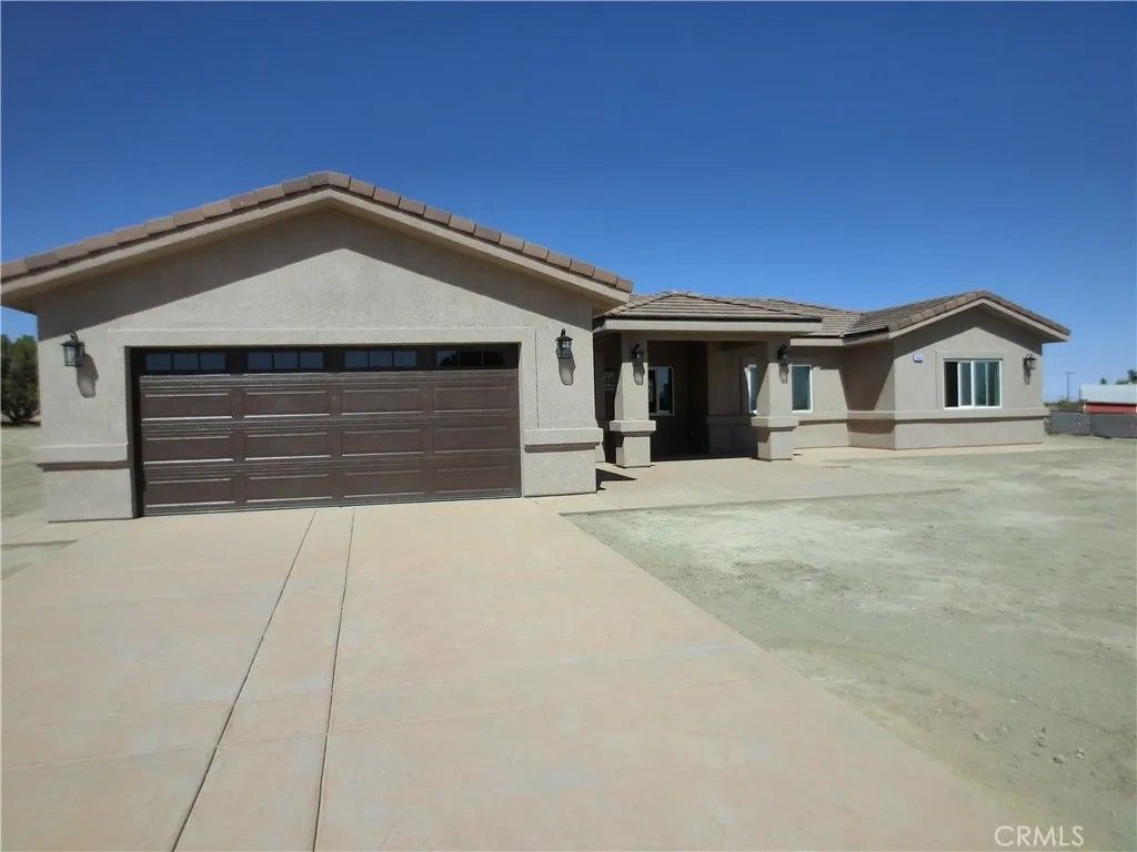 Photo of 11462 Prado, Pinon Hills, CA 92372 (MLS # IV26007494)