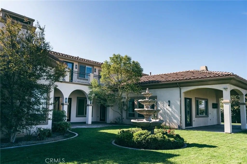 Photo of 670 Pinnacle Ridge Road, Riverside, CA 92506 (MLS # IV25253749)