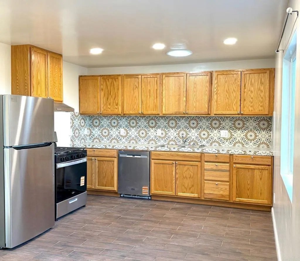 Photo of 6961 Colorado Ave, La Mesa, CA 91942 (MLS # PTP2605269)