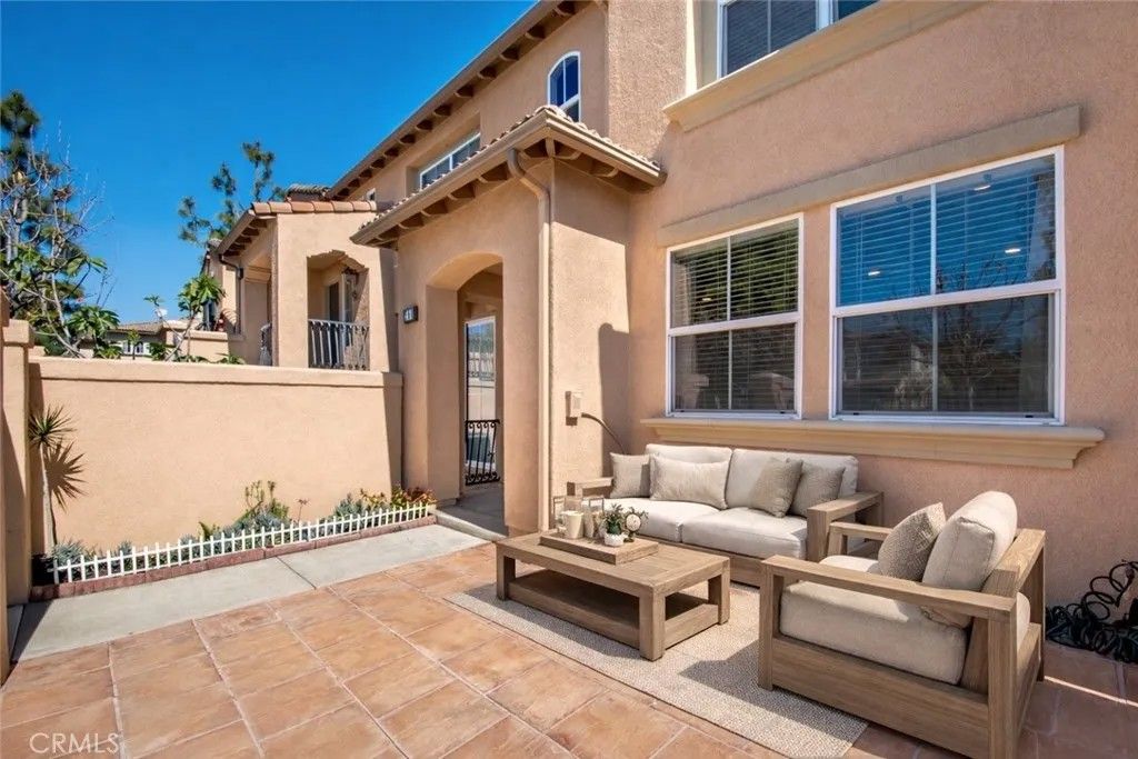 Photo of 41 Trailing Vine, Irvine, CA 92602 (MLS # OC26060592)