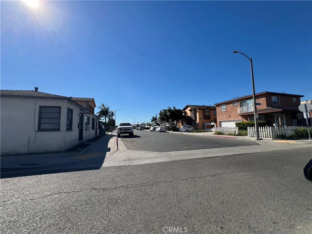 345 E 53rd
