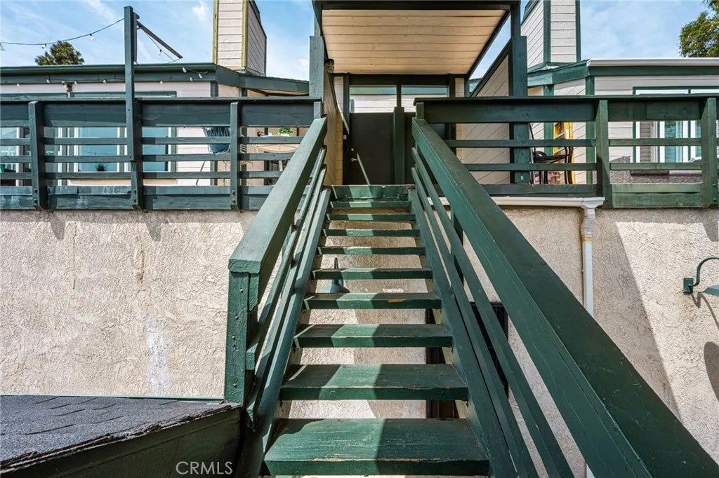 2041 Orchard Drive 17