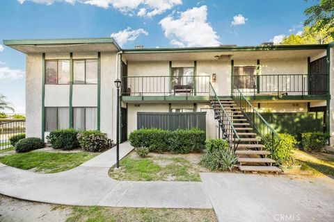 Photo of 1735 E Washington F14 St #F14, Colton, CA 92324 (MLS # IG26060363)