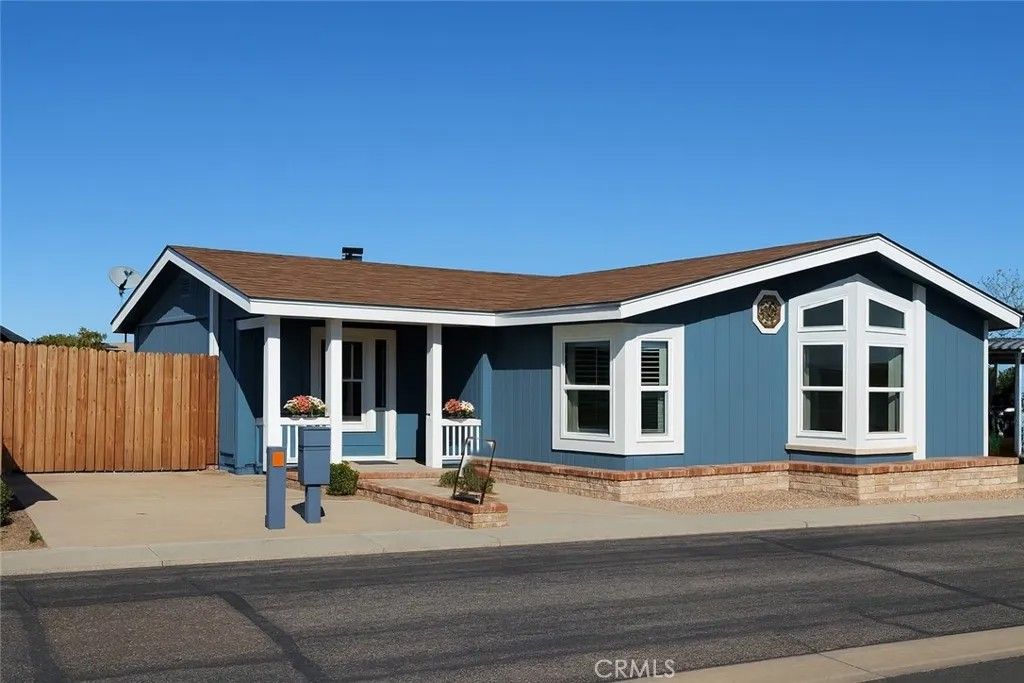 Photo of 12550 Main St #31, Hesperia, CA 92345 (MLS # HD25276920)