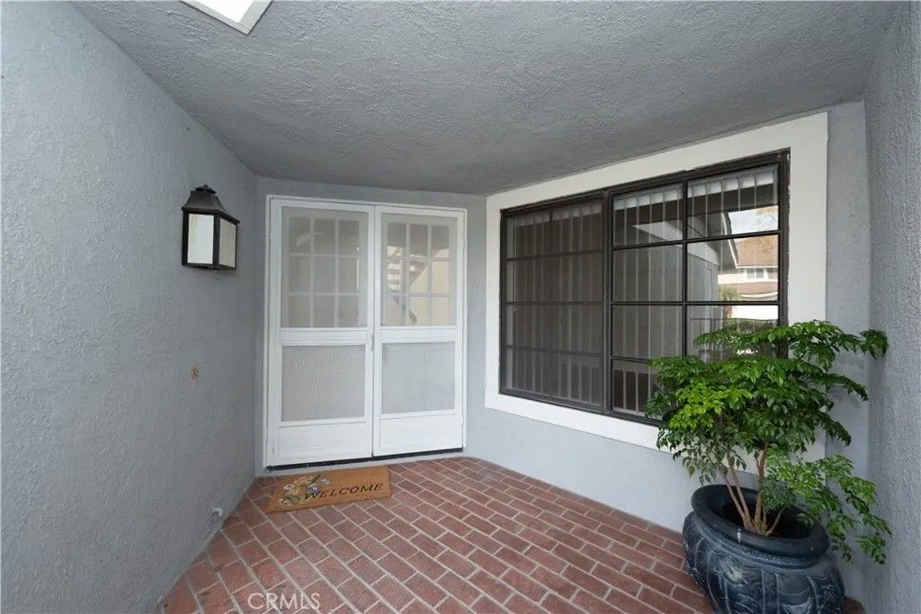 Photo of 49 Summerstone, Irvine, CA 92614 (MLS # OC26089578)